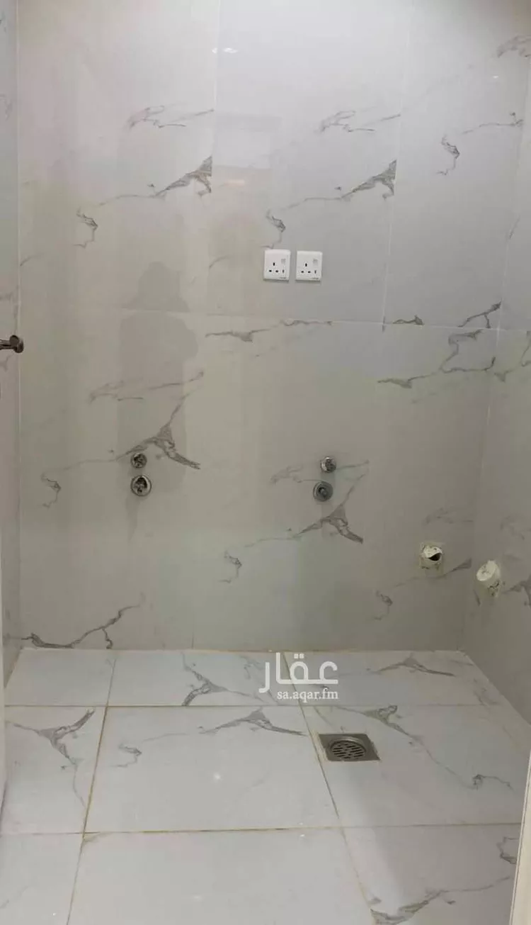 دور للبيع في شارع المحمدية 2 21, حي المحمدية 2, مدينة جازان, منطقة جازان 8