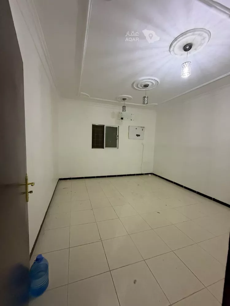 Apartment for Rent in Riyadh Al Janadriyah