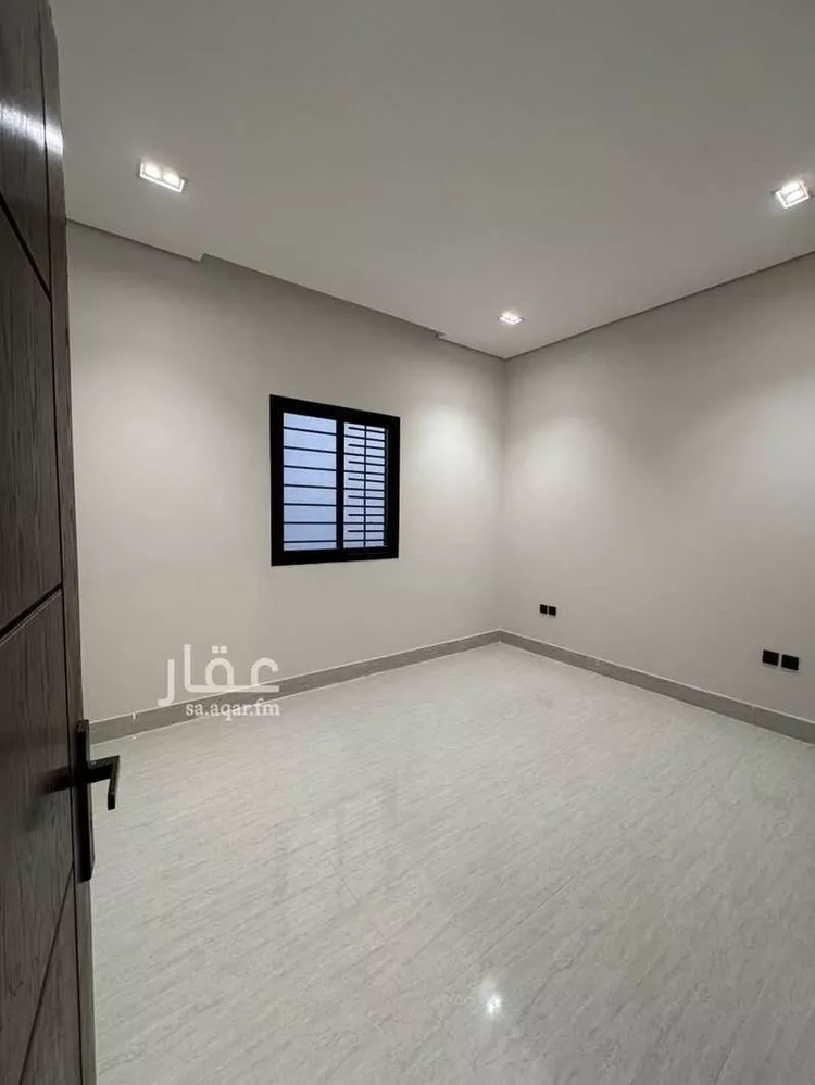 دور للبيع في شارع رقم 132, حي الجنادرية, مدينة الرياض, منطقة الرياض صورة 2