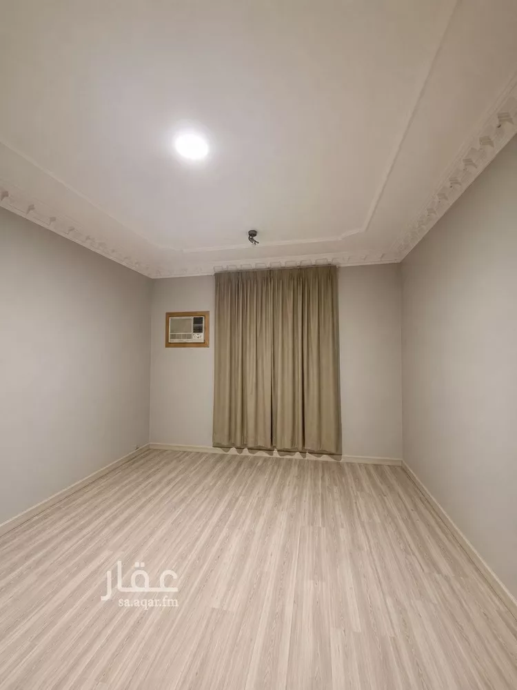 شقة للبيع في شارع عبدالله بن قيس, حي إشبيلية, مدينة الرياض, منطقة الرياض 6