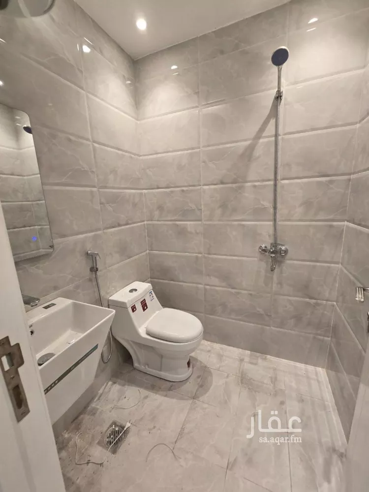 شقة للإيجار في شارع إبراهيم بن نغيمش, حي العقيق, مدينة الرياض, منطقة الرياض صورة 2