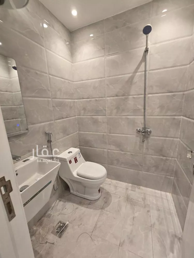 شقة للإيجار في شارع إبراهيم بن نغيمش, حي العقيق, مدينة الرياض, منطقة الرياض صورة 3