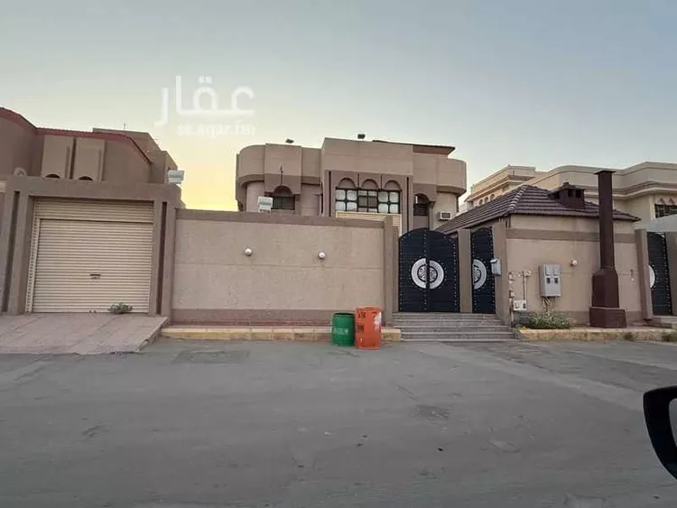 فيلا للبيع في شارع المهلهل بن المزرع ، حي الروضه ، بريدة ، بريدة صورة 2