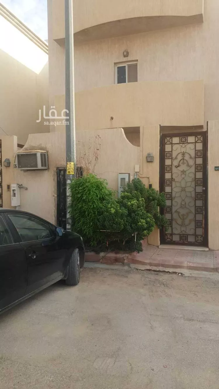 فيلا للبيع في شارع الفرش, حي إشبيلية, مدينة الرياض, منطقة الرياض صورة 2