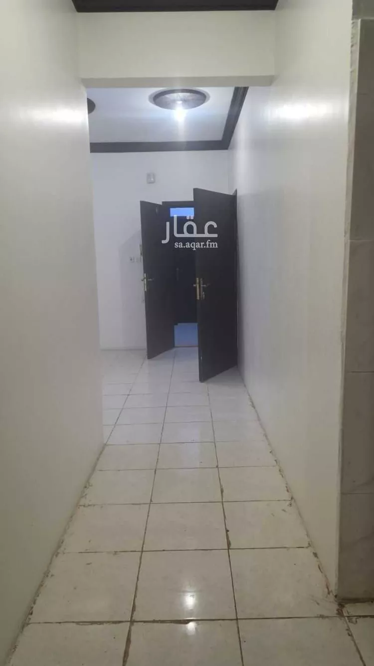 شقة للإيجار في شارع الحارث بن قيس بن حصن بن حذيفة, حي المنار, مدينة بريدة, منطقة القصيم صورة 2