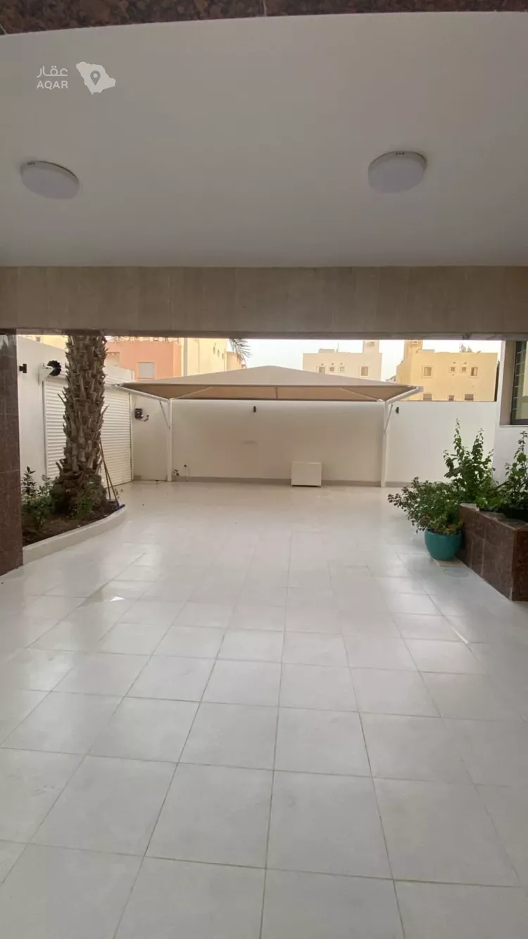 فيلا للبيع في شارع ابراهيم العوفي, حي الشاطئ, مدينة جدة, منطقة مكة المكرمة 8