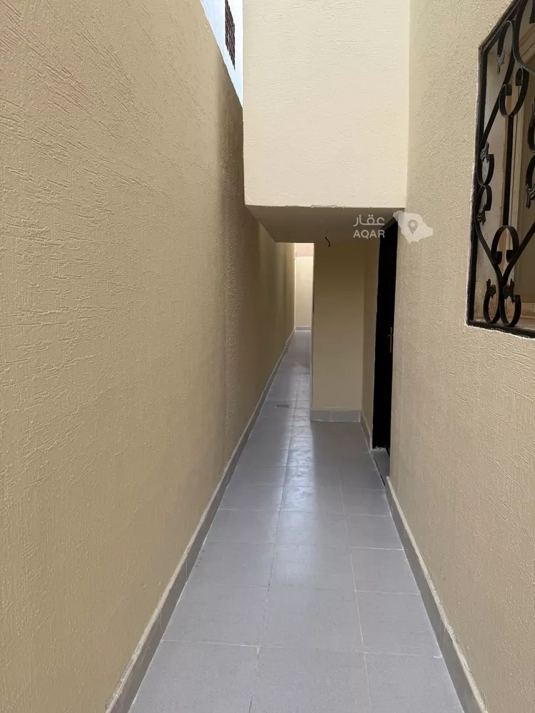 دور للبيع في شارع الظهير علي بن محمود, حي طويق, مدينة الرياض, منطقة الرياض صورة 3