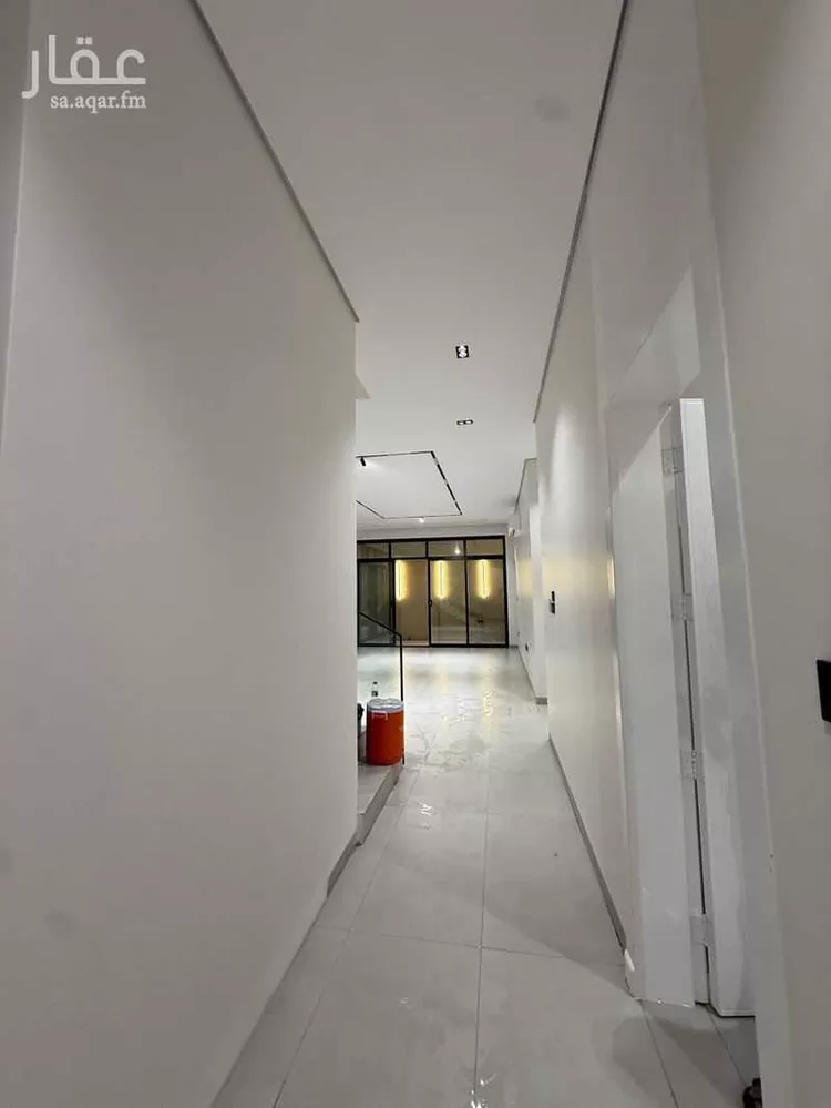 فيلا للإيجار في شارع عبدالله مدهر, حي العارض, مدينة الرياض, منطقة الرياض صورة 4