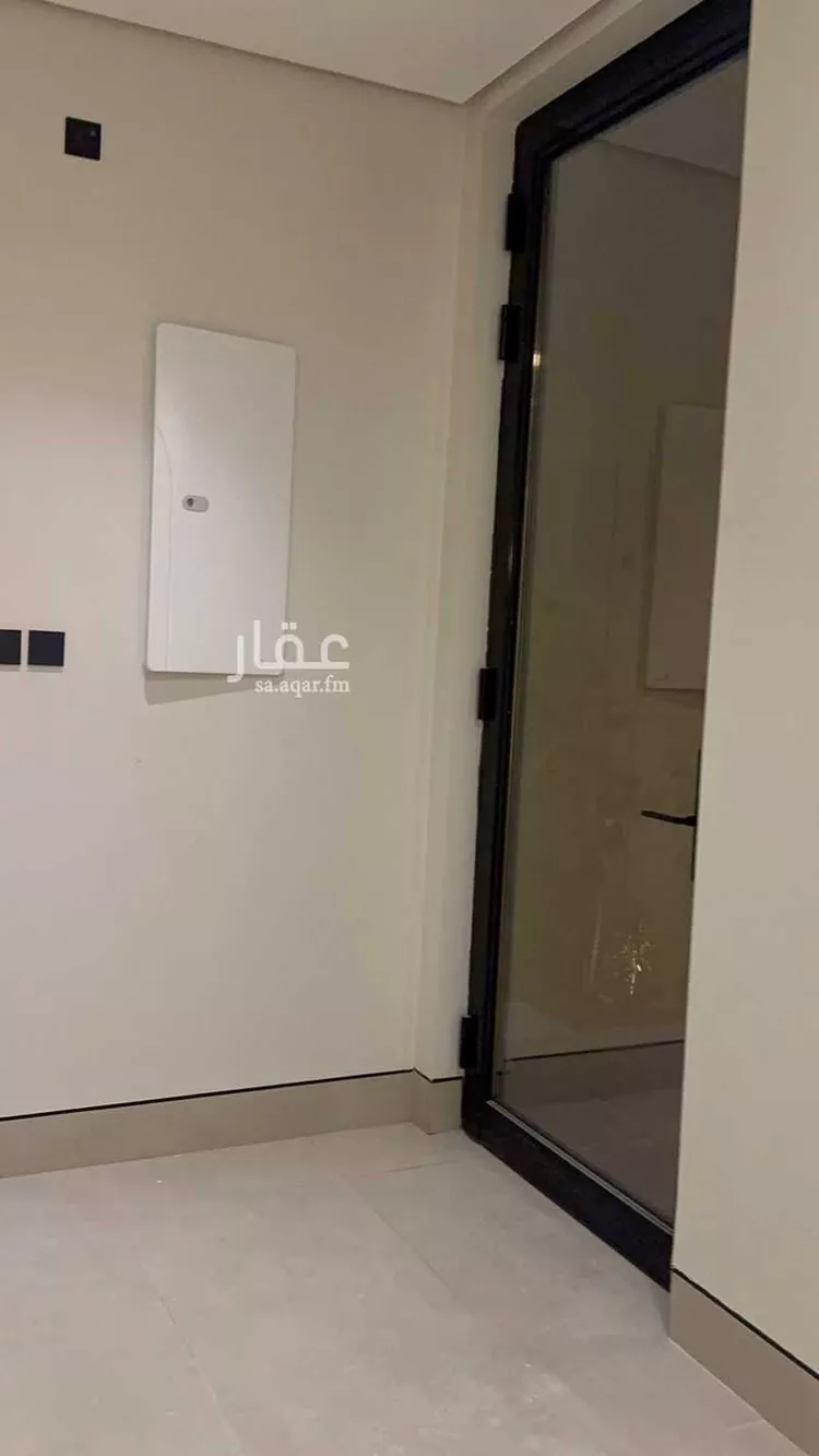 فيلا للبيع في شارع البهجه, حي الشعلة, مدينة الدمام, المنطقة الشرقية 9