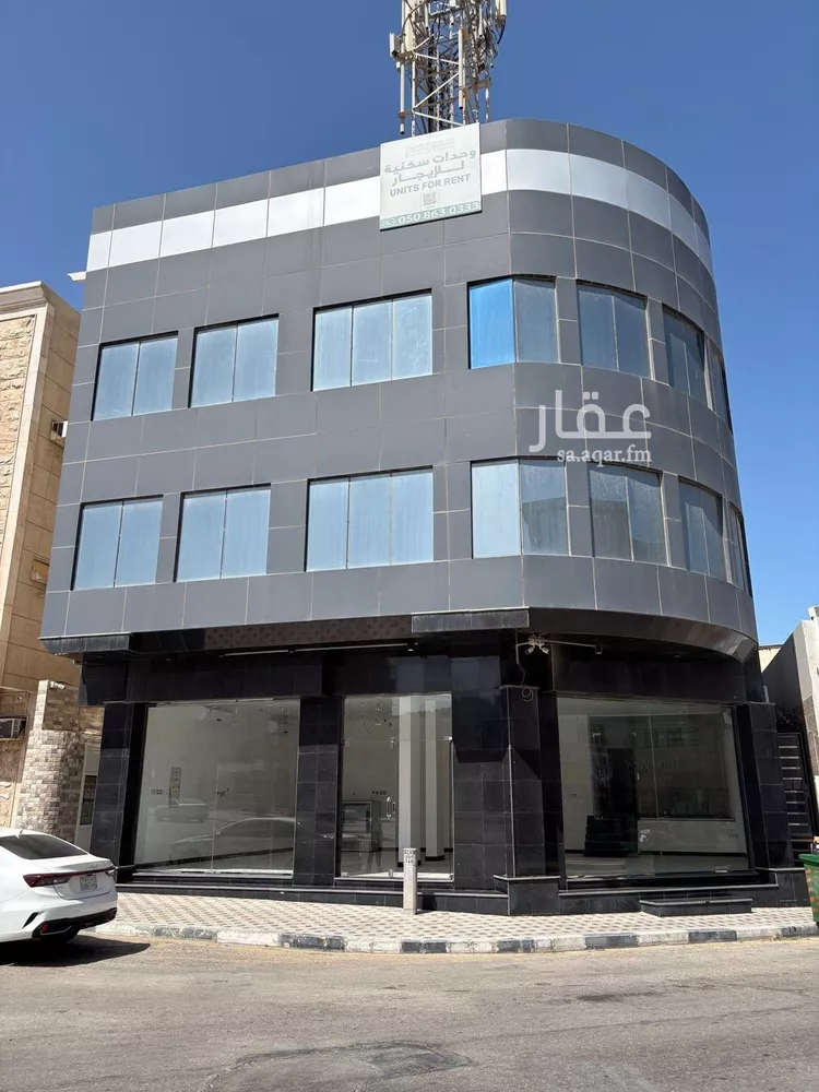 محل للإيجار في شارع السرية, حي العقربية, مدينة الخبر, المنطقة الشرقية صورة 2