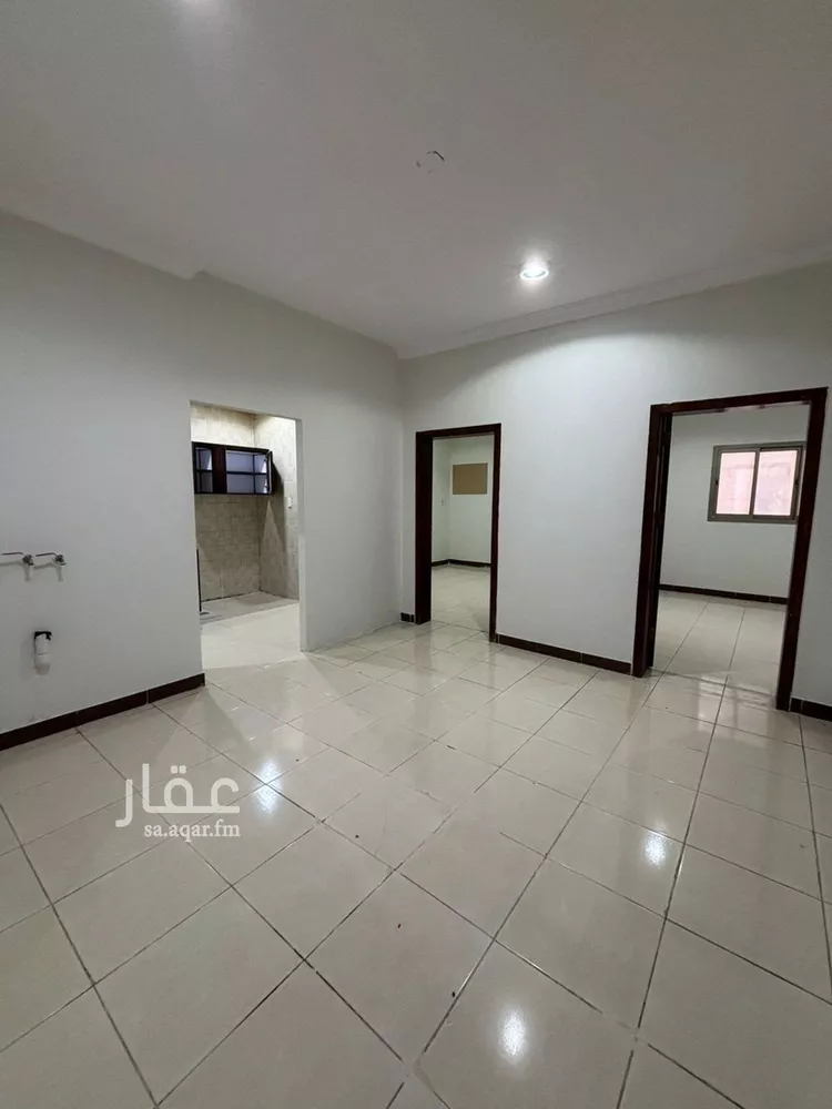 شقة للإيجار في شارع الثامن والعشرون, حي العزيزية, مدينة الدمام, المنطقة الشرقية