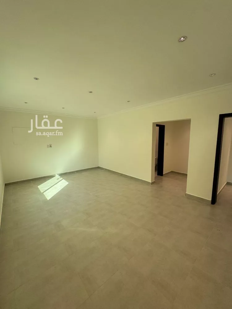 شقة للإيجار في شارع الزواوي, حي الزهور, مدينة الدمام, المنطقة الشرقية صورة 3