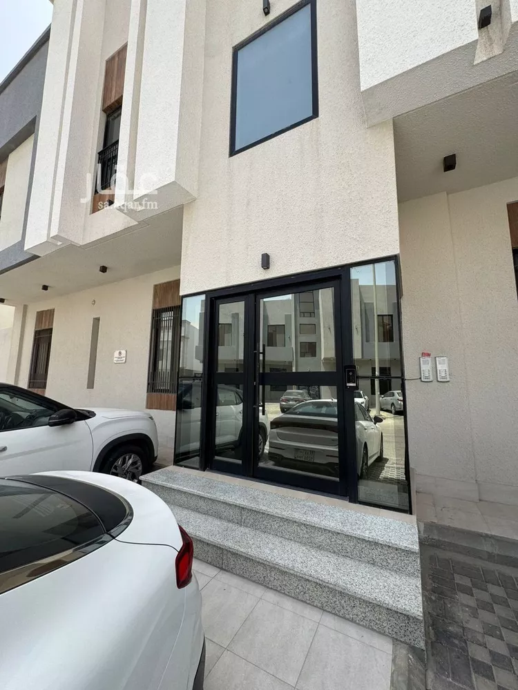 عمارة للبيع في شارع 24ا, حي الراكة الشمالية, مدينة الدمام, المنطقة الشرقية صورة 2