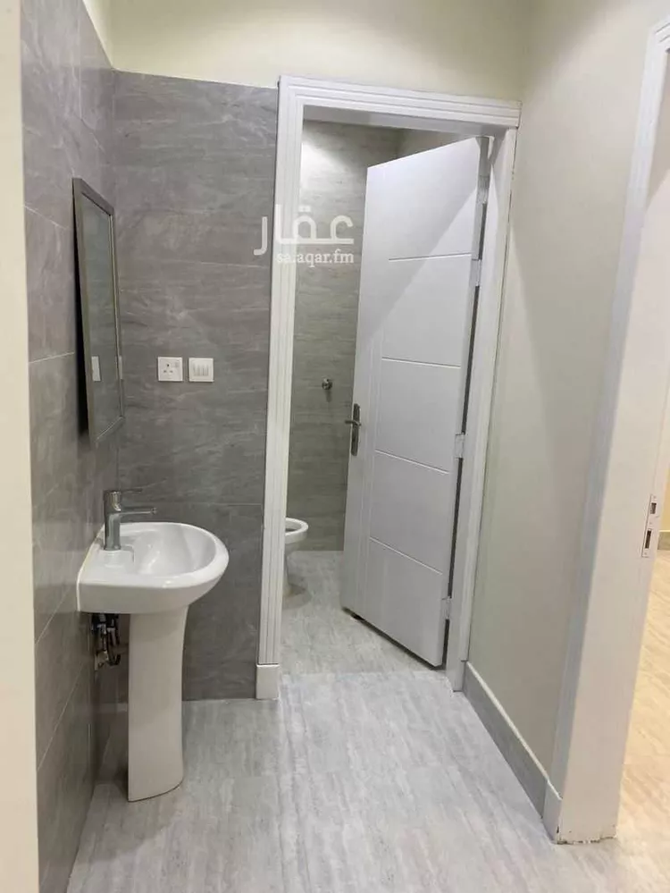 دور للبيع في شارع عاقل بن حبيب, حي عكاظ, مدينة الرياض, منطقة الرياض صورة 3