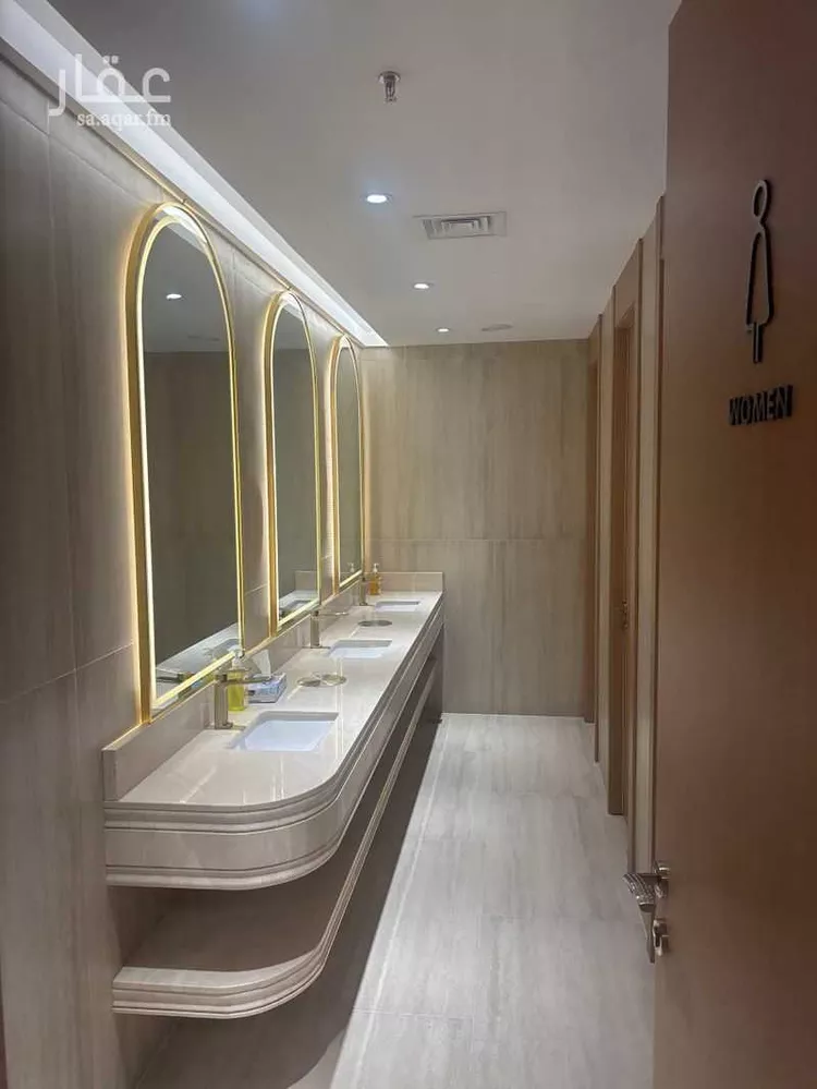 مكتب تجاري للإيجار في شارع الثمامة الفرعي, حي الصحافة, مدينة الرياض, منطقة الرياض صورة 5