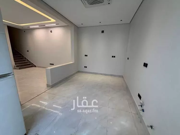 فيلا للإيجار في شارع عماد الدين بن النحاس, حي المهدية, مدينة الرياض, منطقة الرياض صورة 3