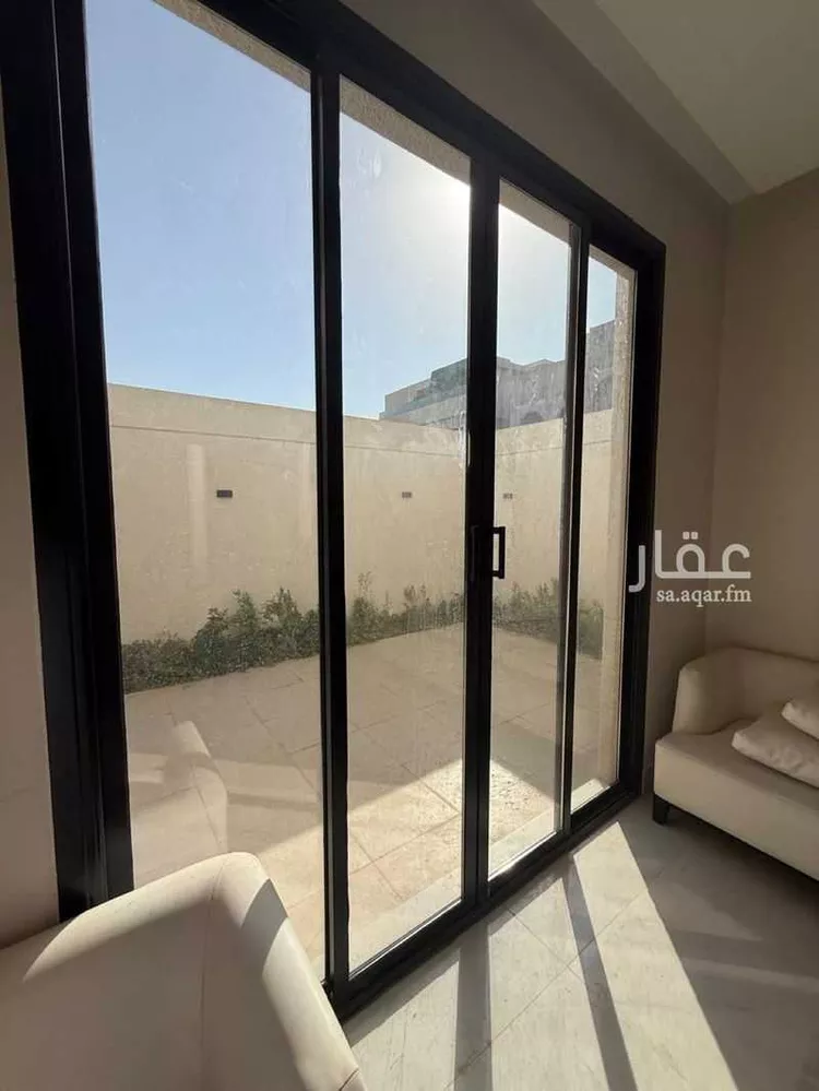 فيلا للإيجار في شارع عماد الدين بن النحاس, حي المهدية, مدينة الرياض, منطقة الرياض 13