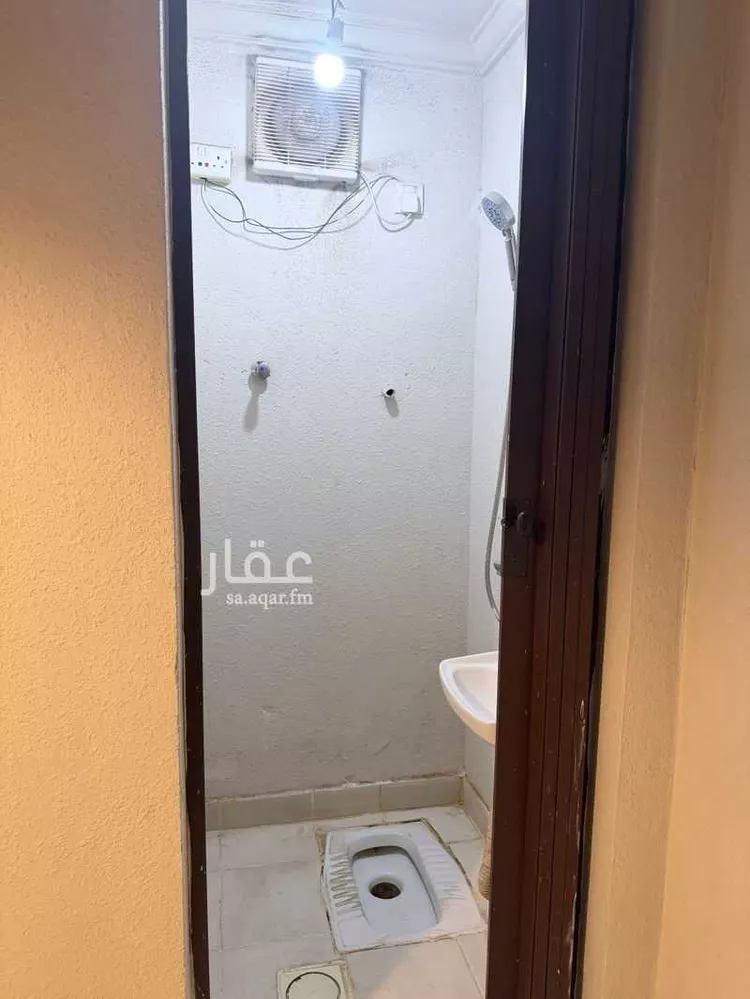 غرفة للإيجار في شارع ابن أبي الزرقاء ، حي الصوارى ، جدة ، جدة صورة 3