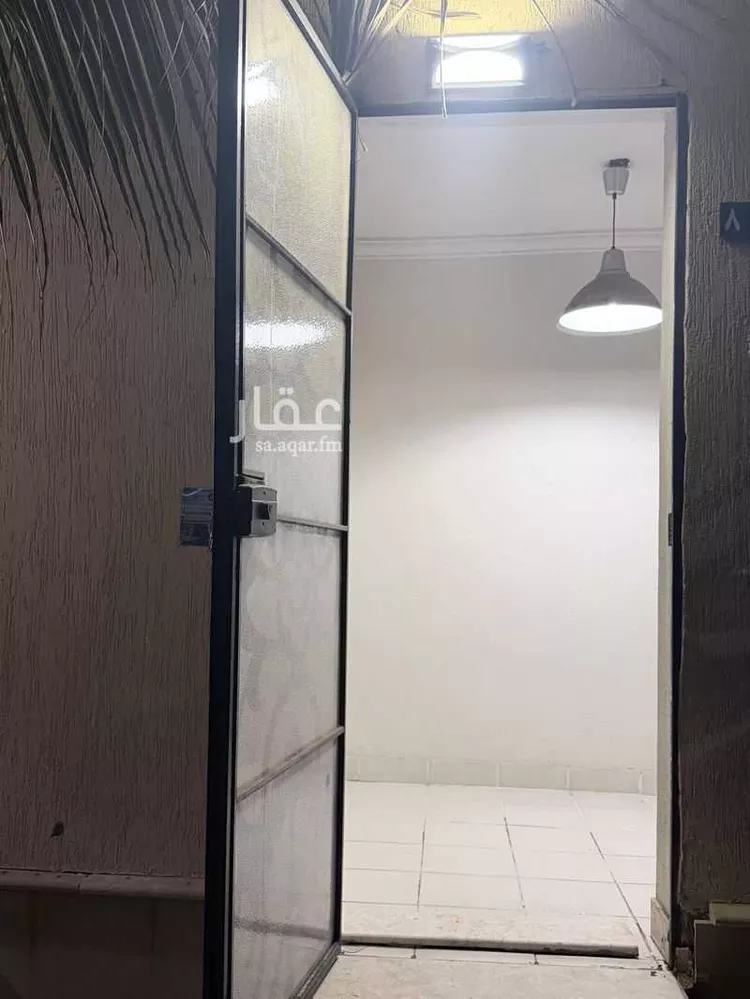 غرفة للإيجار في شارع سلامة الحداد, حي الصواري, مدينة جدة, منطقة مكة المكرمة صورة 3