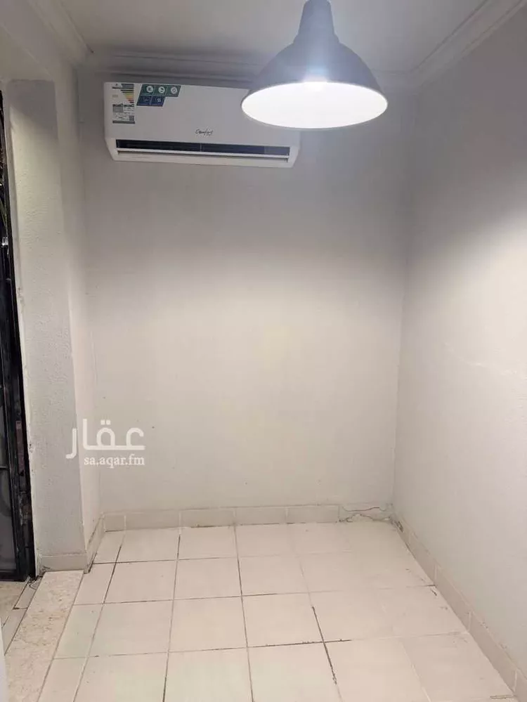 غرفة للإيجار في شارع ابن أبي الزرقاء ، حي الصوارى ، جدة ، جدة صورة 2