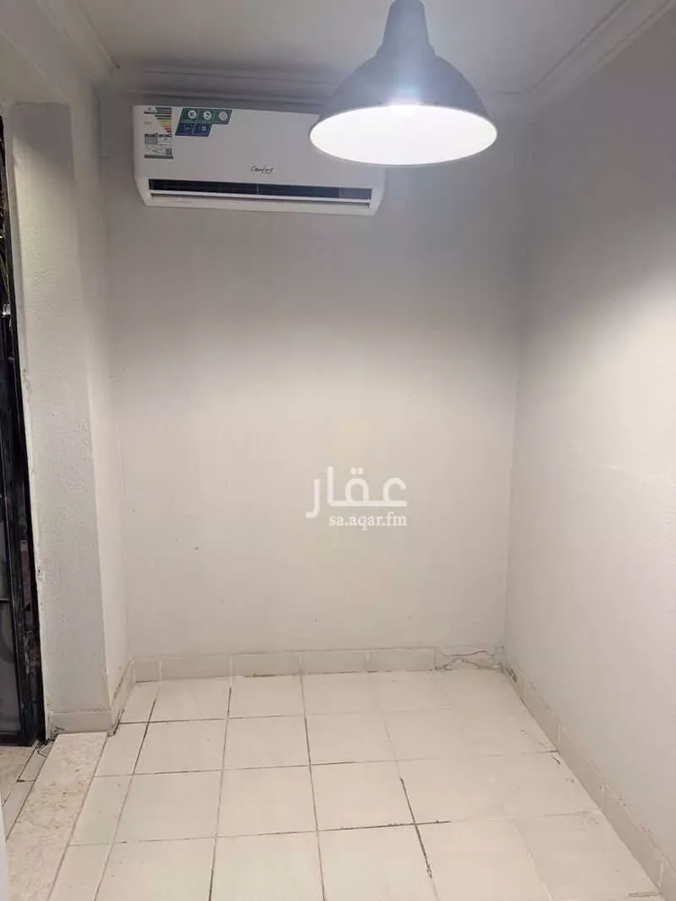 غرفة للإيجار في شارع سلامة الحداد, حي الصواري, مدينة جدة, منطقة مكة المكرمة