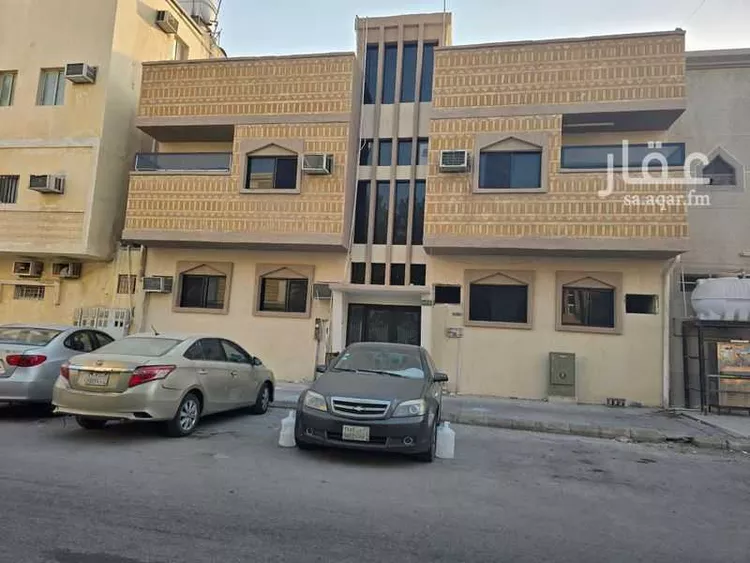 عمارة للبيع في شارع ينبع, حي الثقبة, مدينة الخبر, المنطقة الشرقية