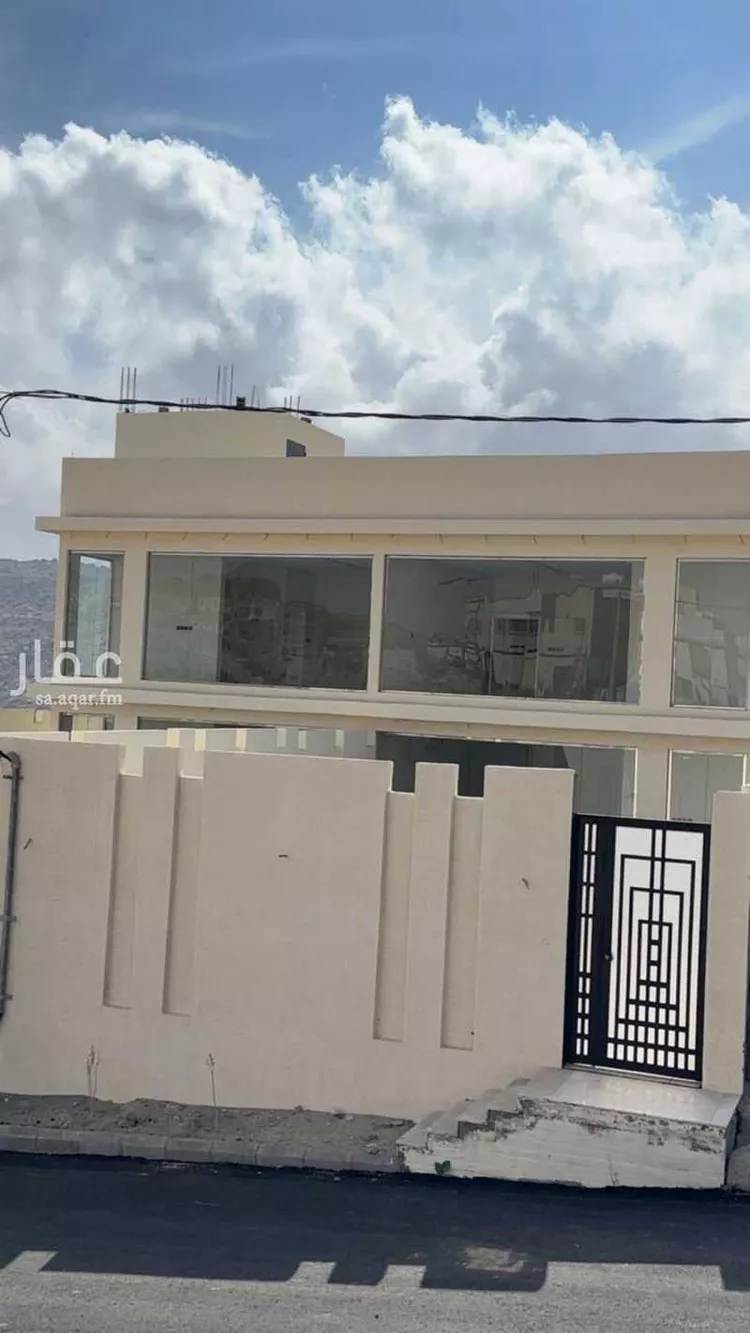 فيلا للبيع في شارع 2 الصفح, حي الصفح, مدينة بلقرن, منطقة عسير صورة 5