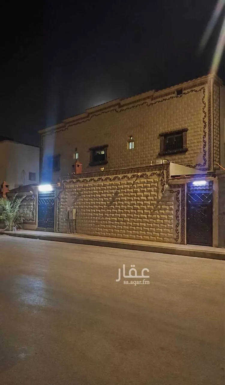عمارة للبيع في شارع ابو عمر بن حزم ، حي العزيزية ، المدينة المنورة ، منطقة المدينة المنورة