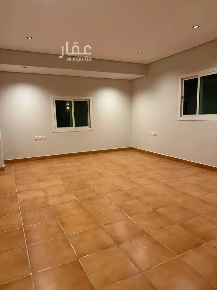 فيلا للإيجار في شارع ابن هبيرة, حي الزهراء, مدينة الرياض, منطقة الرياض صورة 5