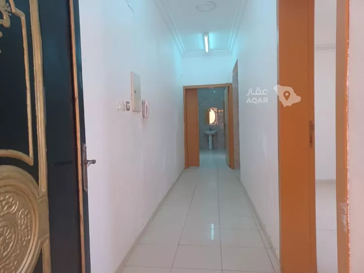 شقة للإيجار في شارع سلمة بن عياض الاسدي ، تنومة ، تنومة