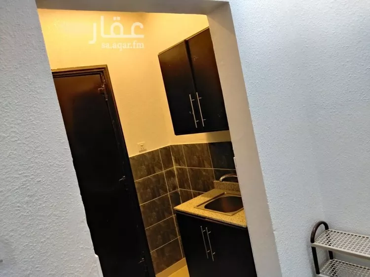 Room for Rent in Riyadh Dhahrat Laban صورة 3