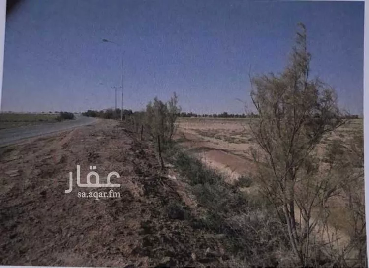 مزرعة للبيع في المربع ، المذنب صورة 4