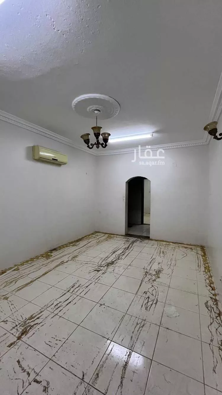 استراحة للإيجار في شارع عبدالرحمن بن جبر بن عمرو, حي السليمانية, مدينة عنيزة, منطقة القصيم صورة 3