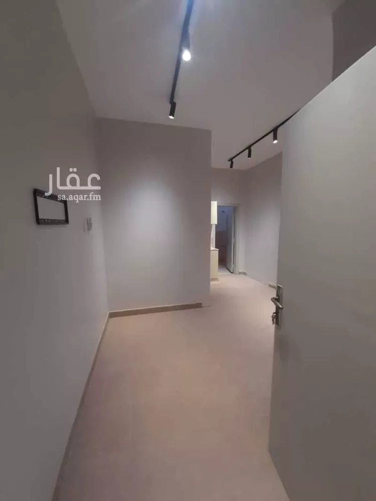 شقة للإيجار في شارع عبدالملك بن محمد, حي السويدي, مدينة الرياض, منطقة الرياض 1 صورة