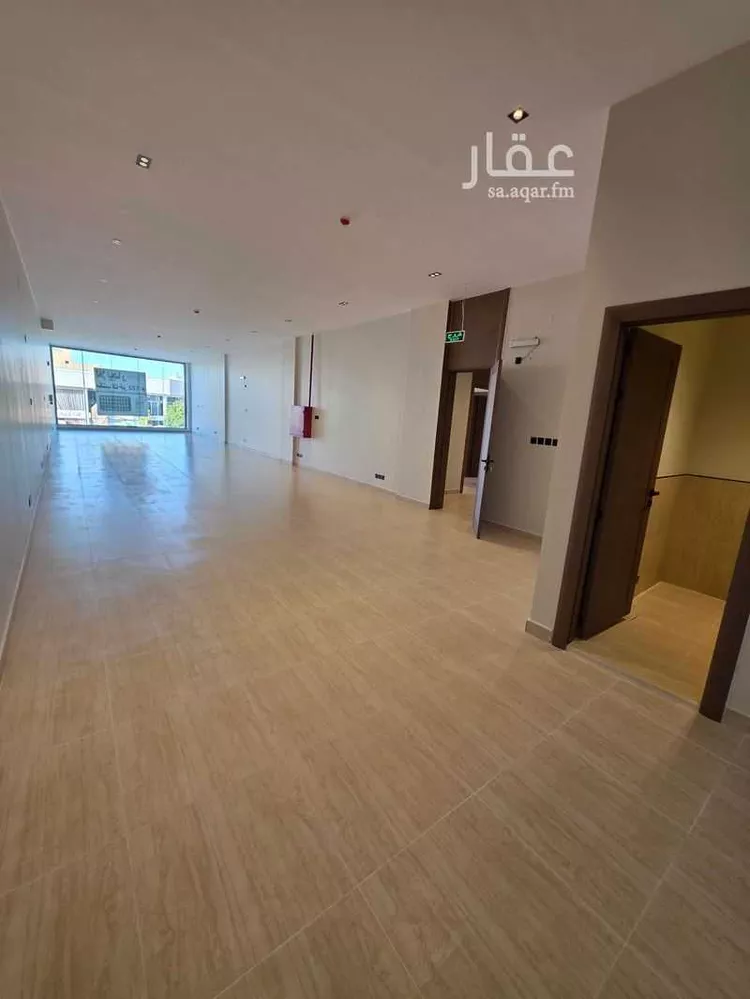 مكتب تجاري للإيجار في شارع عثمان بن عفان, حي النهضة, مدينة بريده, منطقة القصيم صورة 3