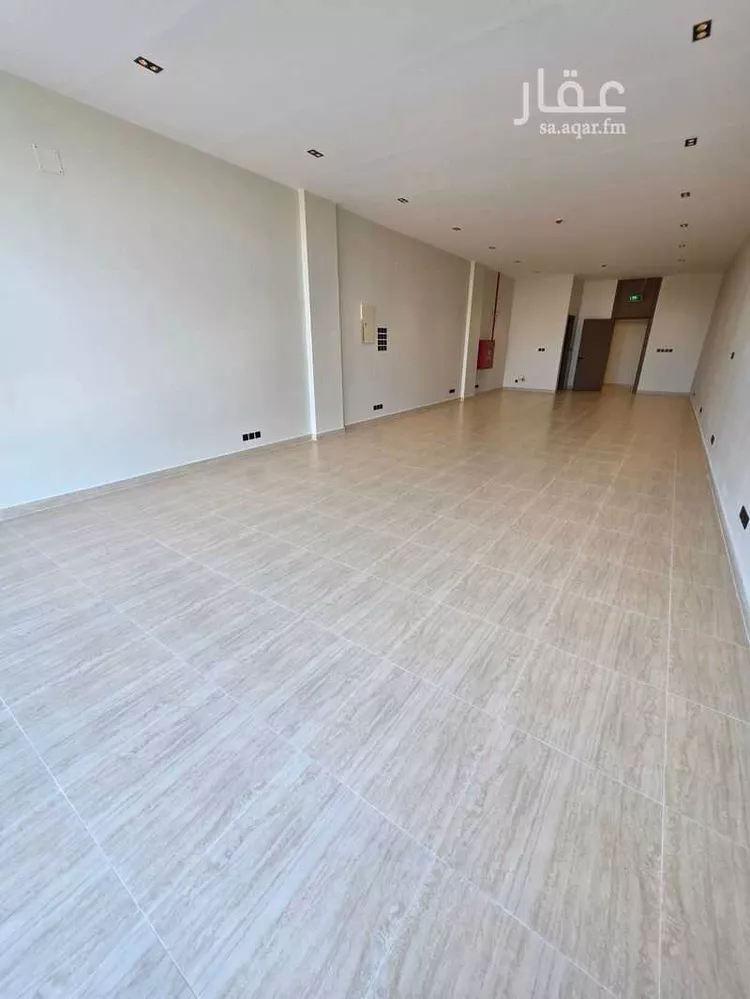 مكتب تجاري للإيجار في شارع عثمان بن عفان, حي النهضة, مدينة بريده, منطقة القصيم صورة 2