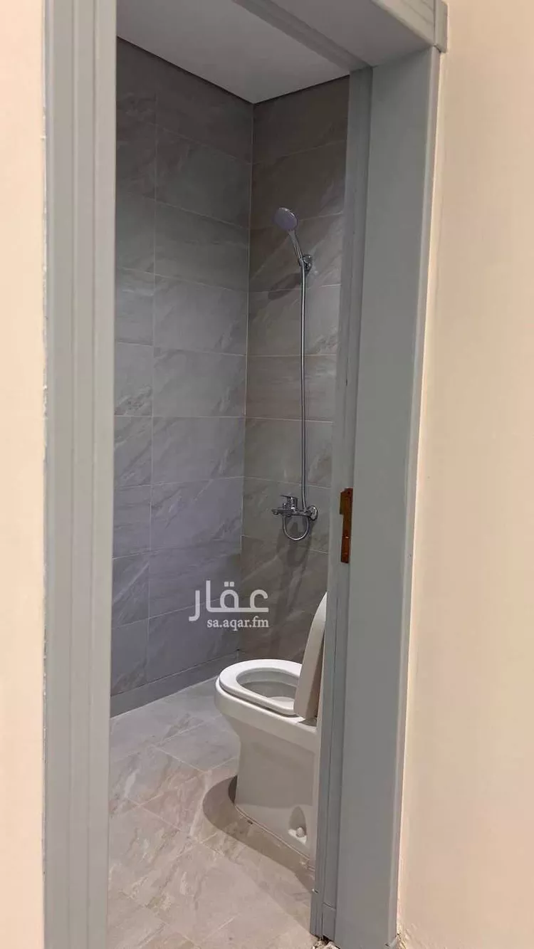 شقة للإيجار في شارع أبي عبدالله بن الفراء, حي الملك فيصل, مدينة الرياض, منطقة الرياض صورة 5