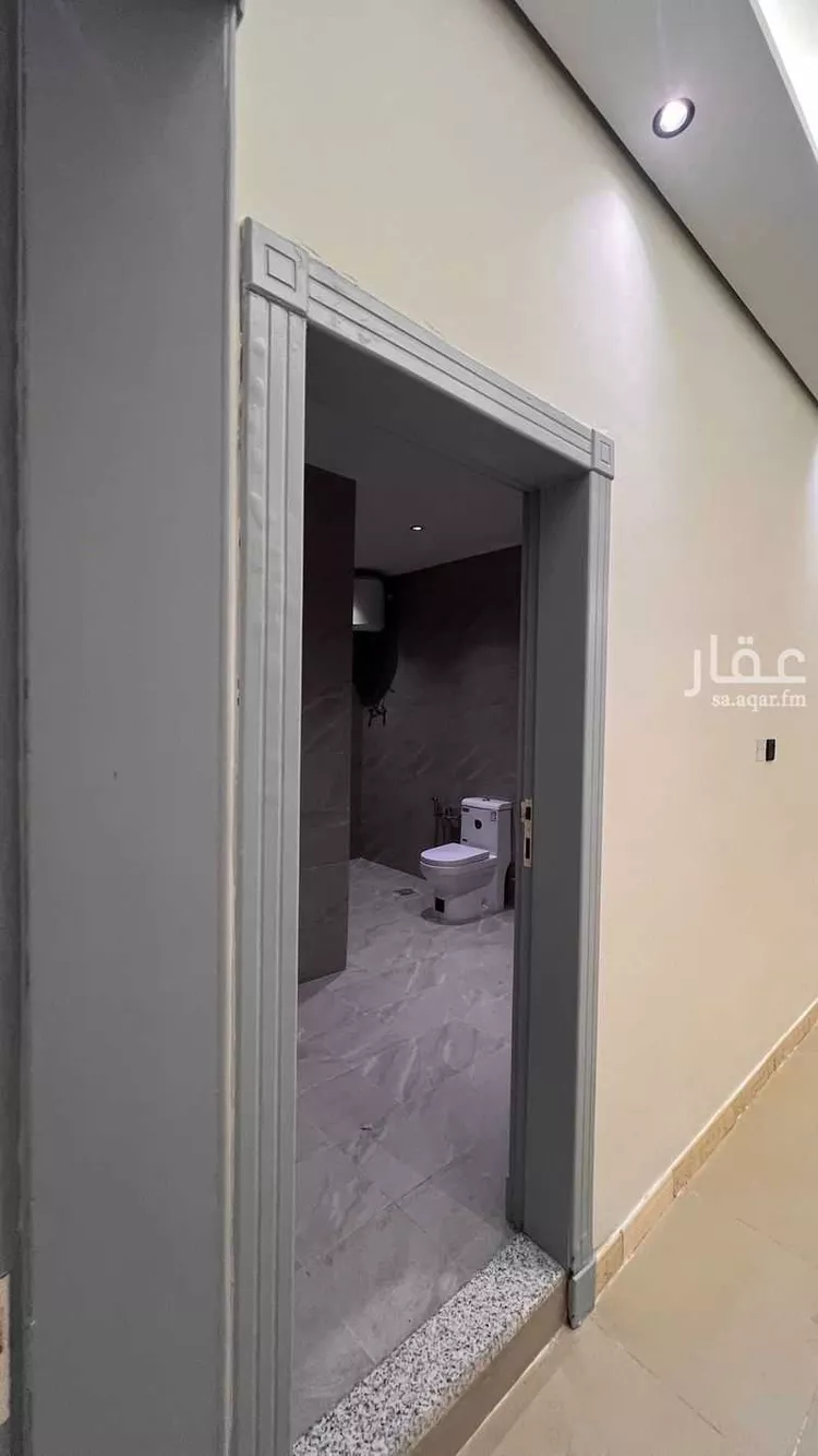 عمارة للإيجار في شارع أبي عبدالله بن الفراء, حي الملك فيصل, مدينة الرياض, منطقة الرياض صورة 4