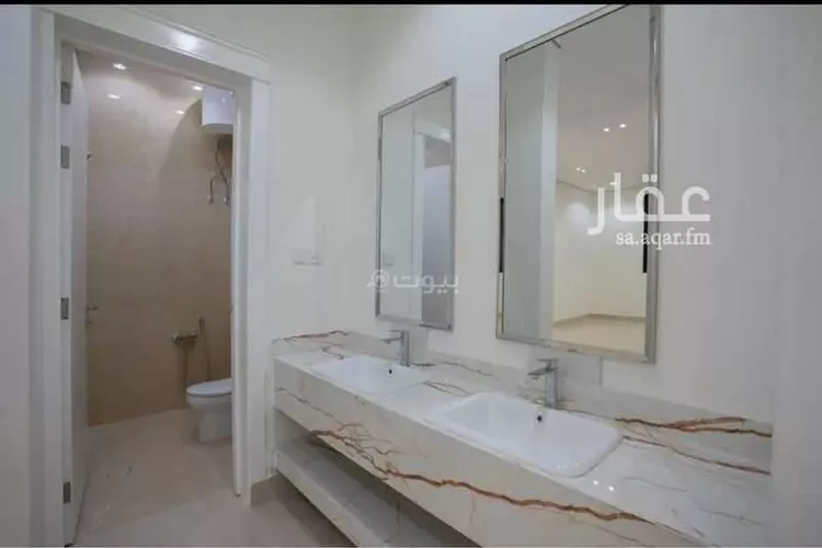 Floor for Sale in Riyadh Al Janadriyah صورة 4