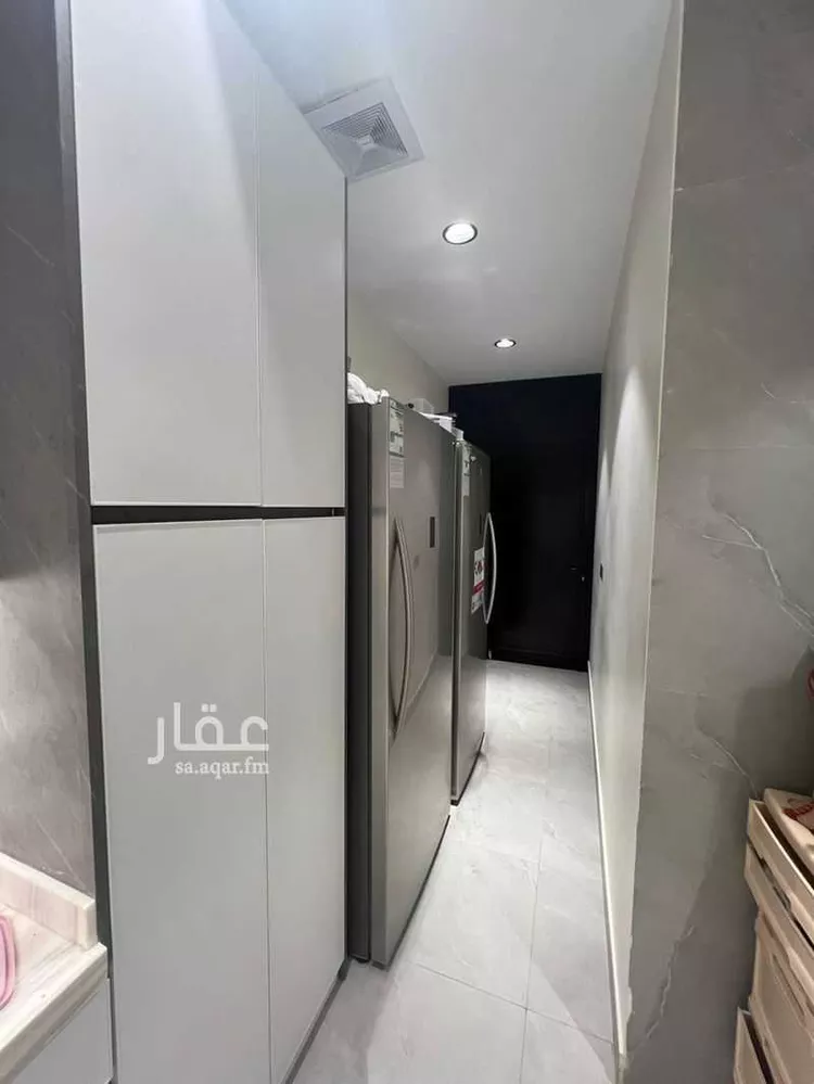 فيلا للبيع في شارع حافظ عبدالله الهندي, حي العارض, مدينة الرياض, منطقة الرياض 11