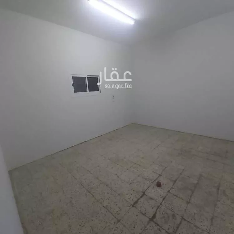 شقة للإيجار في شارع ايوب بن وارث ، حي الشفا ، الرياض ، منطقة الرياض صورة 5