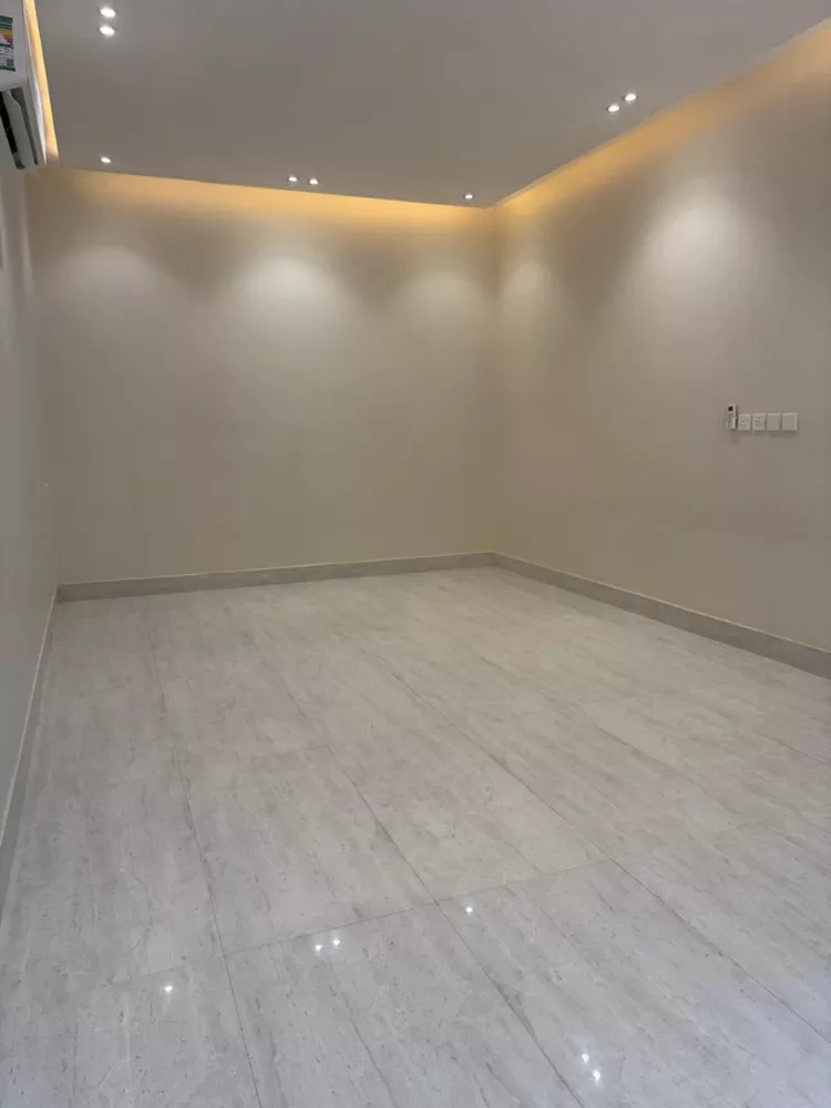 Villa for Rent in Riyadh Al Qirawan 8