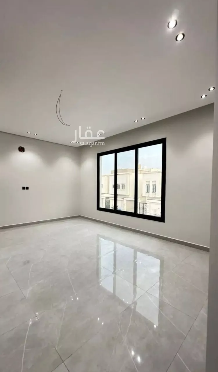 شقة للبيع في شارع الغسق, حي ضاحية الملك فهد, مدينة الدمام, المنطقة الشرقية صورة 2