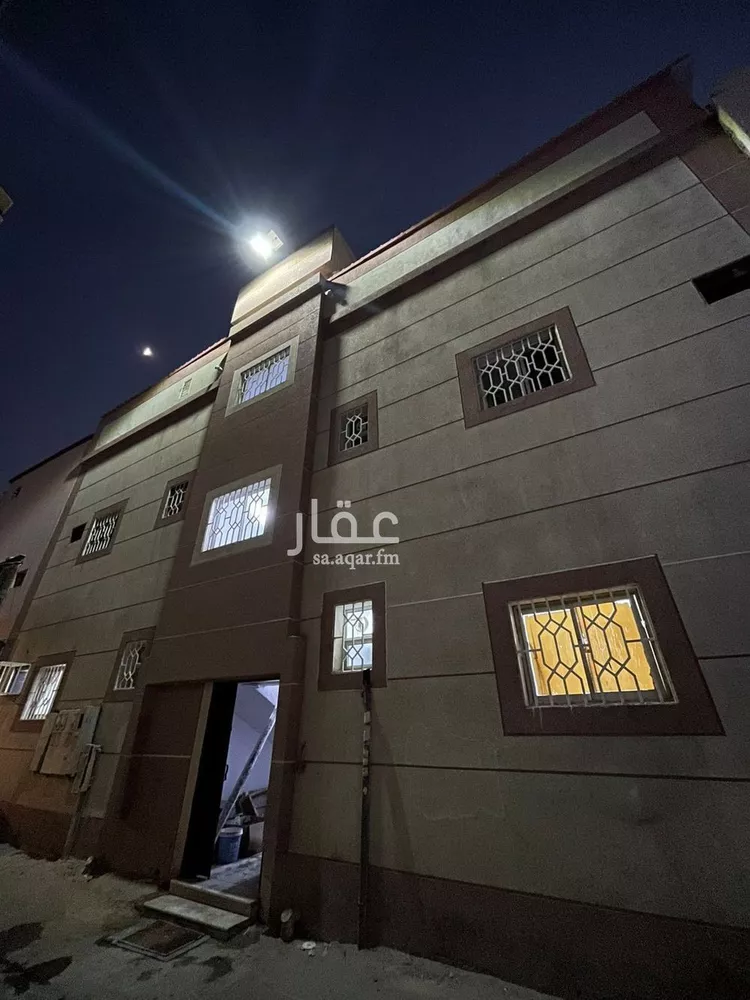 عمارة للبيع في شارع الجوز, حي منفوحة الجديدة, مدينة الرياض, منطقة الرياض صورة 2