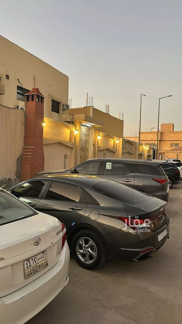 فيلا للبيع في شارع الفيل, حي السعادة, مدينة الرياض, منطقة الرياض صورة 2