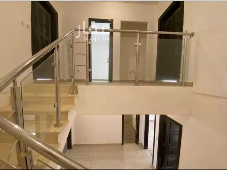 فيلا للإيجار في شارع الخضر النيسابوري, حي مطار الملك خالد الدولي, مدينة الرياض, منطقة الرياض صورة 2