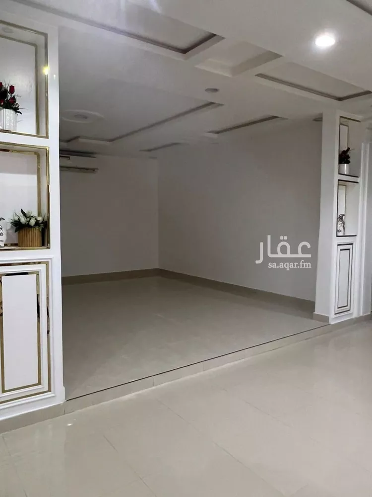 فيلا للإيجار في شارع نظام الدين بن معصوم, حي الرمال, مدينة الرياض, منطقة الرياض صورة 2