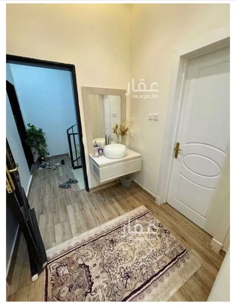 فيلا للبيع في شارع خليل الصنهاجي, حي المهدية, مدينة الرياض, منطقة الرياض 8