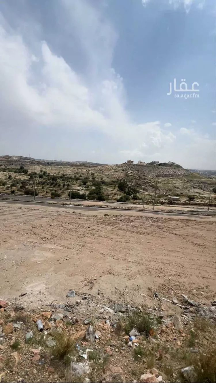 أرض للبيع في شارع حسين بن السائب, حي الشفاء, مدينة خميس مشيط, منطقة عسير صورة 2