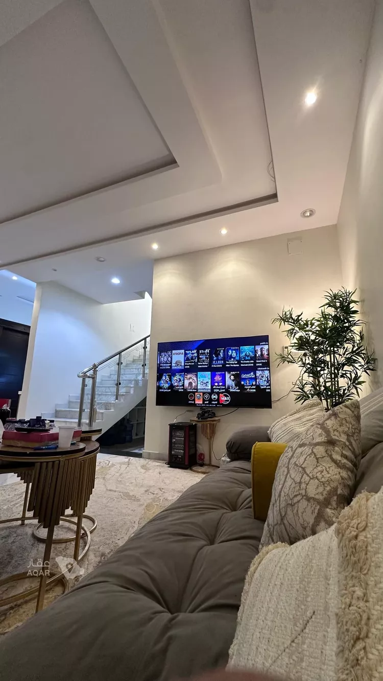 Villa for Sale in Riyadh Tuwaiq 20